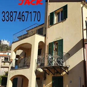 casa-jack.hotelitalianriviera.com/
